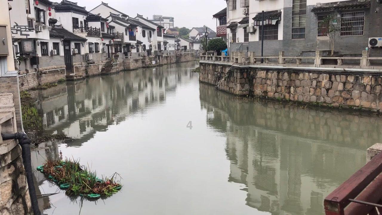 逃离整洁房屋